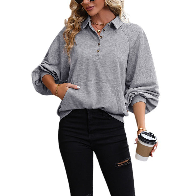 Women's polo collar sweatshirt with button placket, raglan sleeves and kangaroo pocket Chichicherry