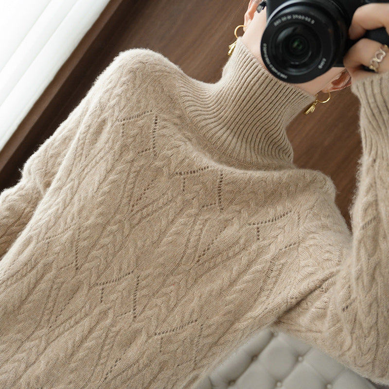 Women's Soft Mohair-Look Oversized Roll Neck Sweater with Lace Cable Structure Chichicherry