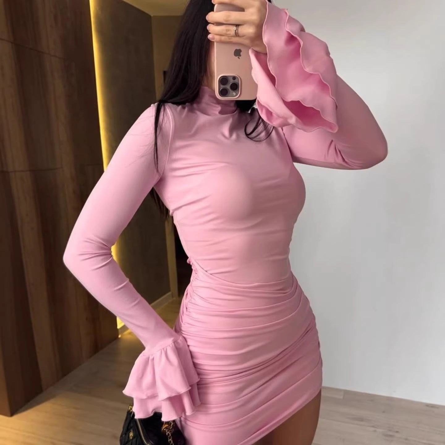 Damen Eng anliegendes Minikleid mit Rüschen-Volantärmeln und geraffter Wickeloptik Chichicherry