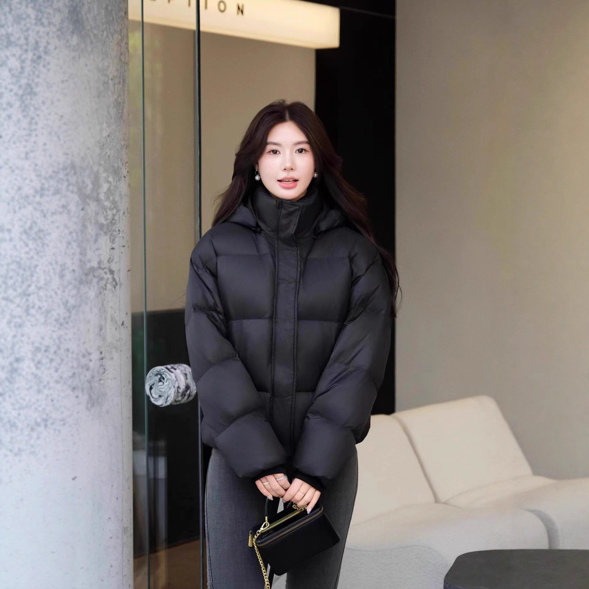 Ladies short-cut oversized quilted jacket with XXL hood and thermal insulation Chichicherry