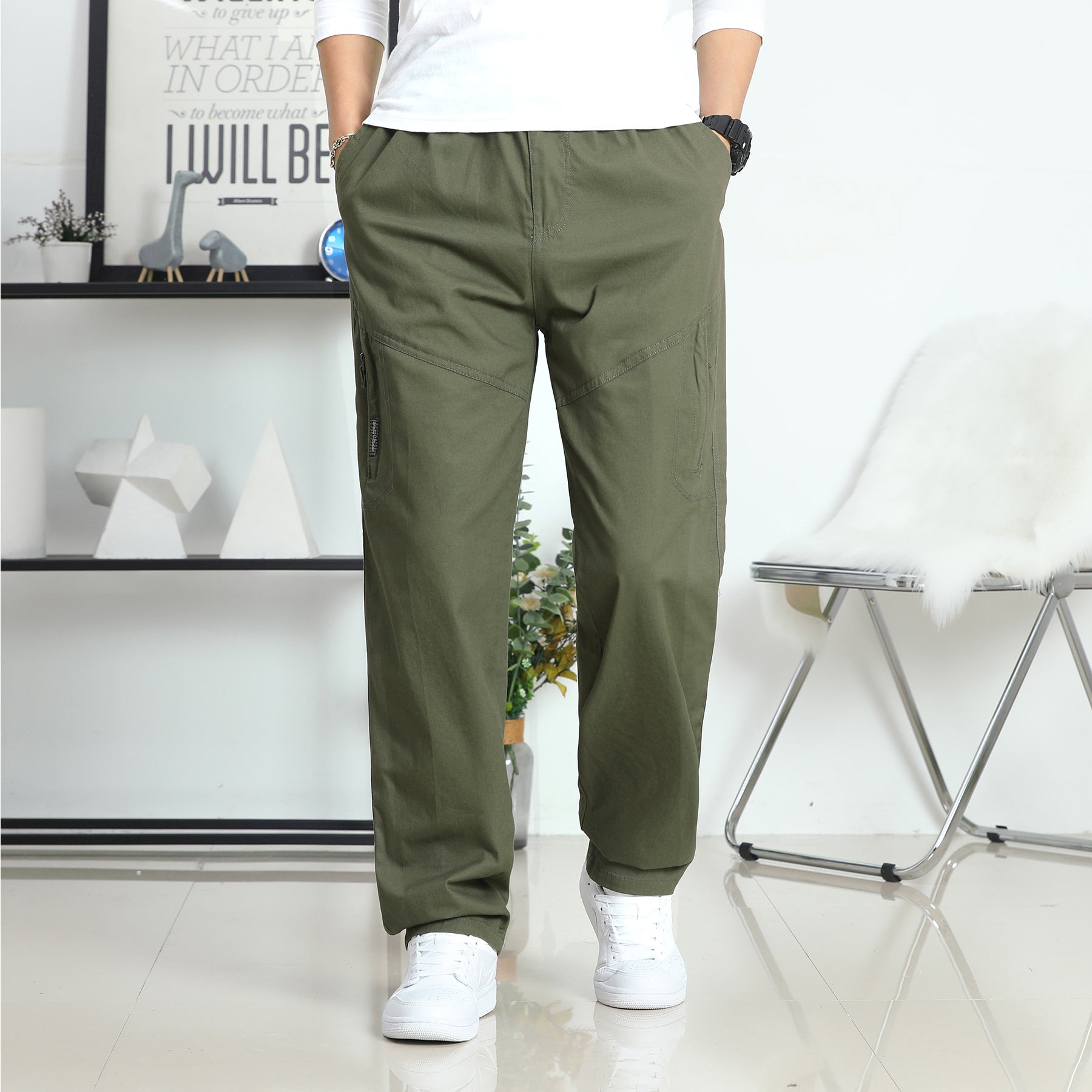 Men's Wide Cargo Pants in Utility Style with Side Zipper Pocket and Ergonomic Seams Chichicherry