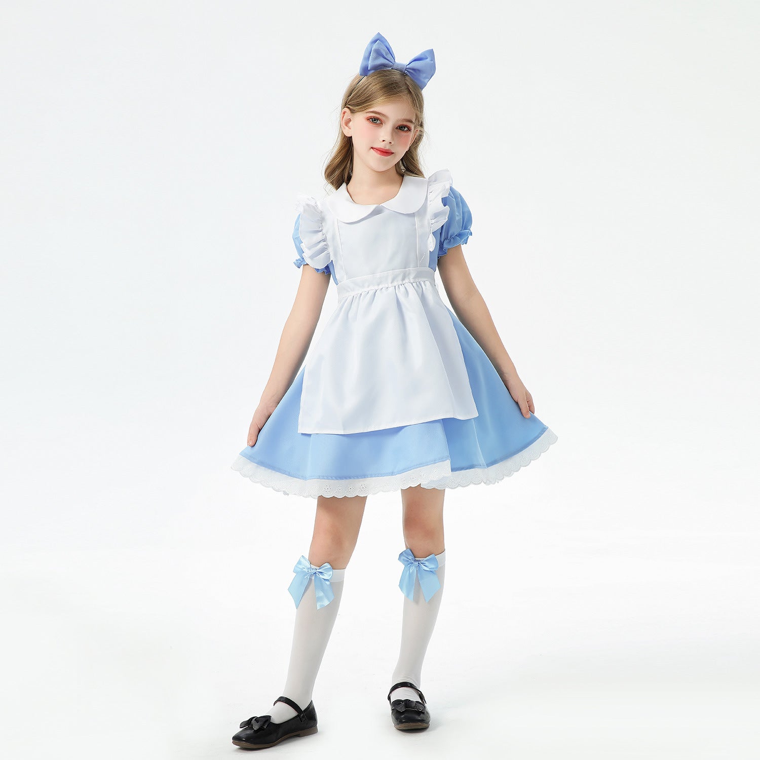 Girl's costume with ruffles and bows Chichicherry
