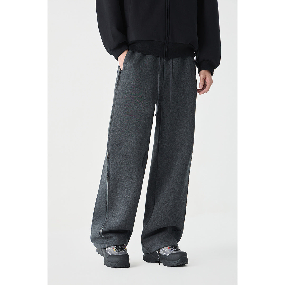 Women Relaxed-Fit Culotte Sweatpants with High Elastic Waistband and Contrast Piping Chichicherry