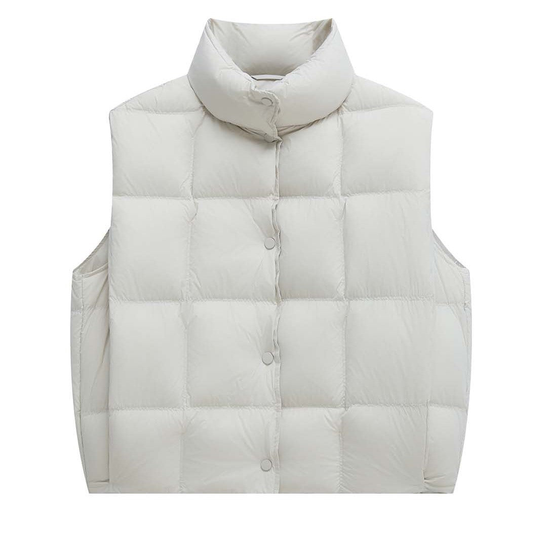 Women's lightweight quilted vest with high collar and snap button placket Chichicherry