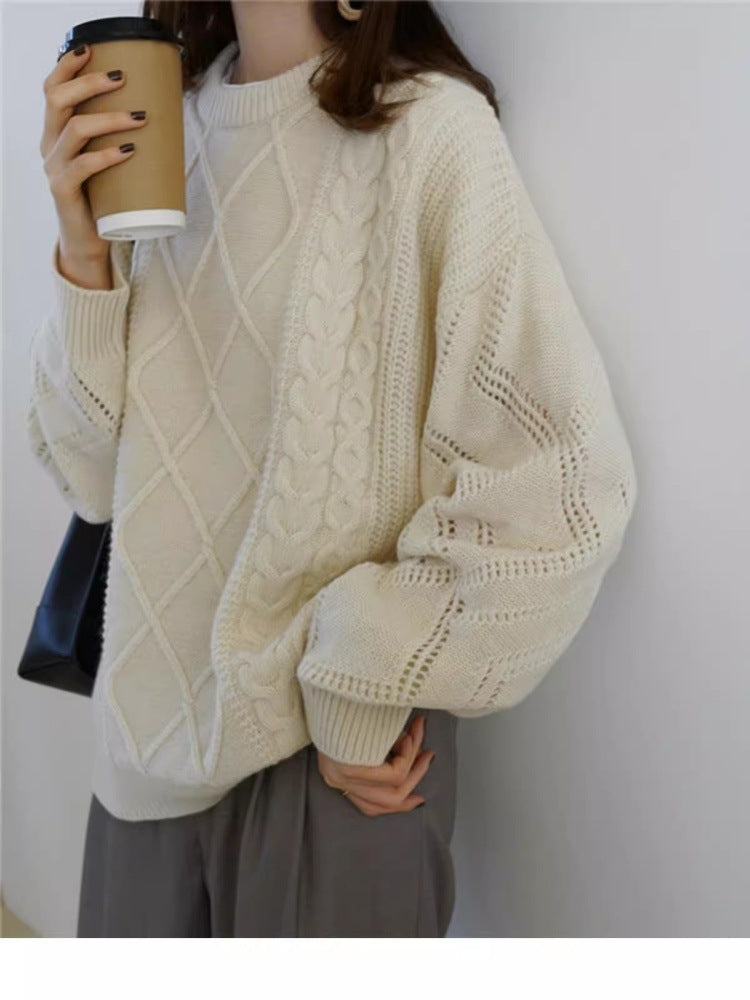 Women's Oversize Cable Knit Sweater with Lace Details and Ribbed Hem Chichicherry