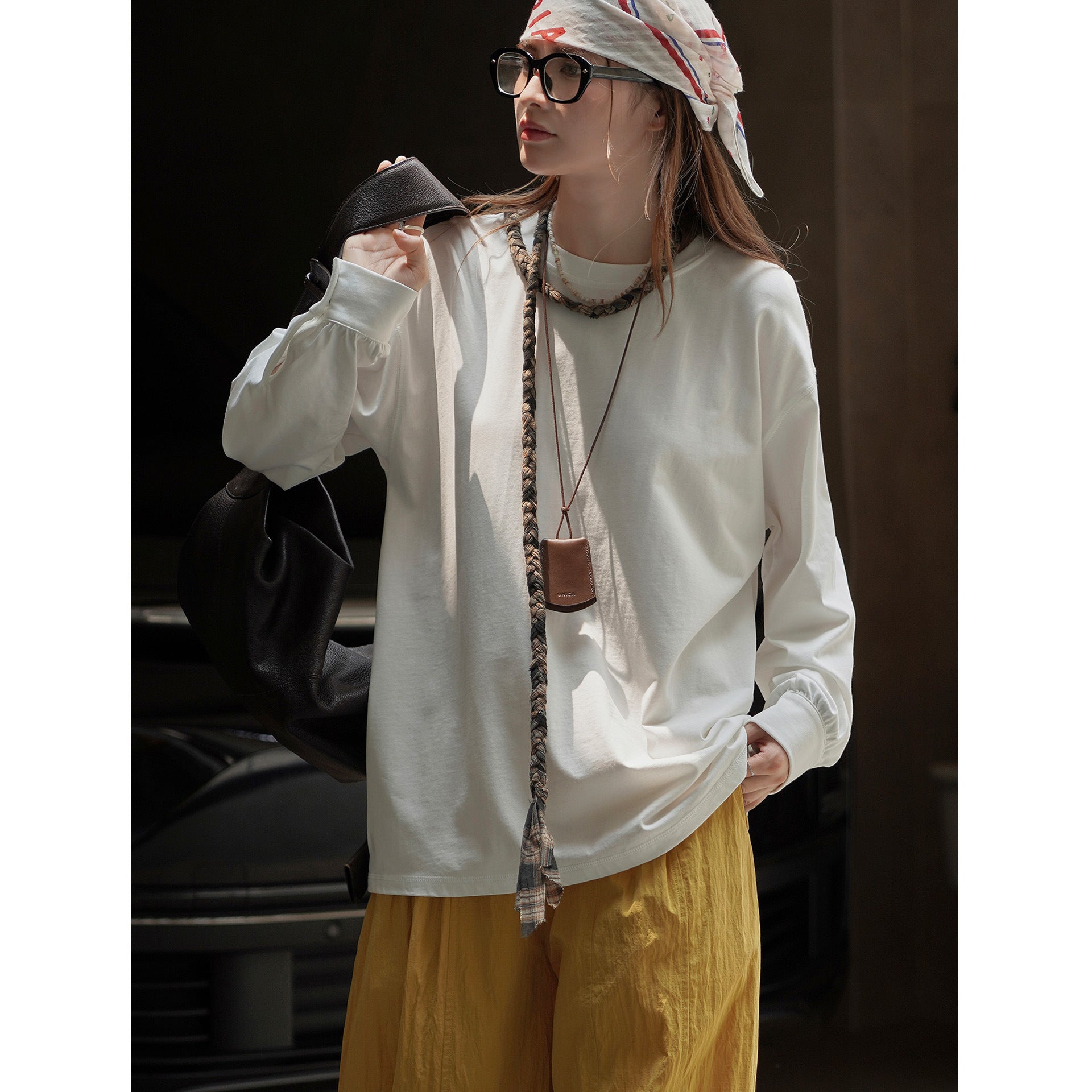 Women's Relaxed-Fit Long Sleeve Shirt made of Cotton Jersey with Rounded Hem Chichicherry