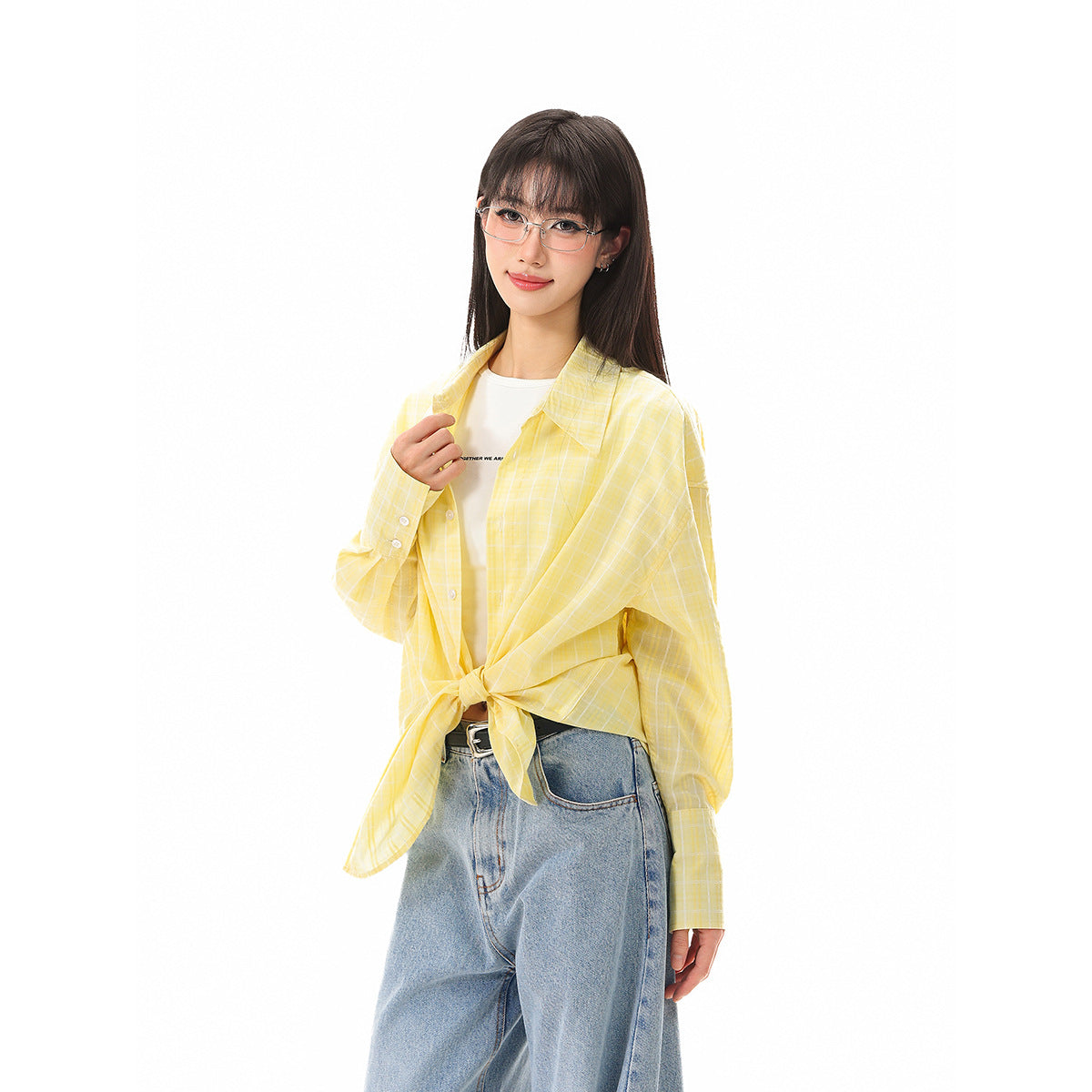 Women Loose Boxy Shirt with Kent Collar, Rounded Hem and Fine Check Pattern Chichicherry