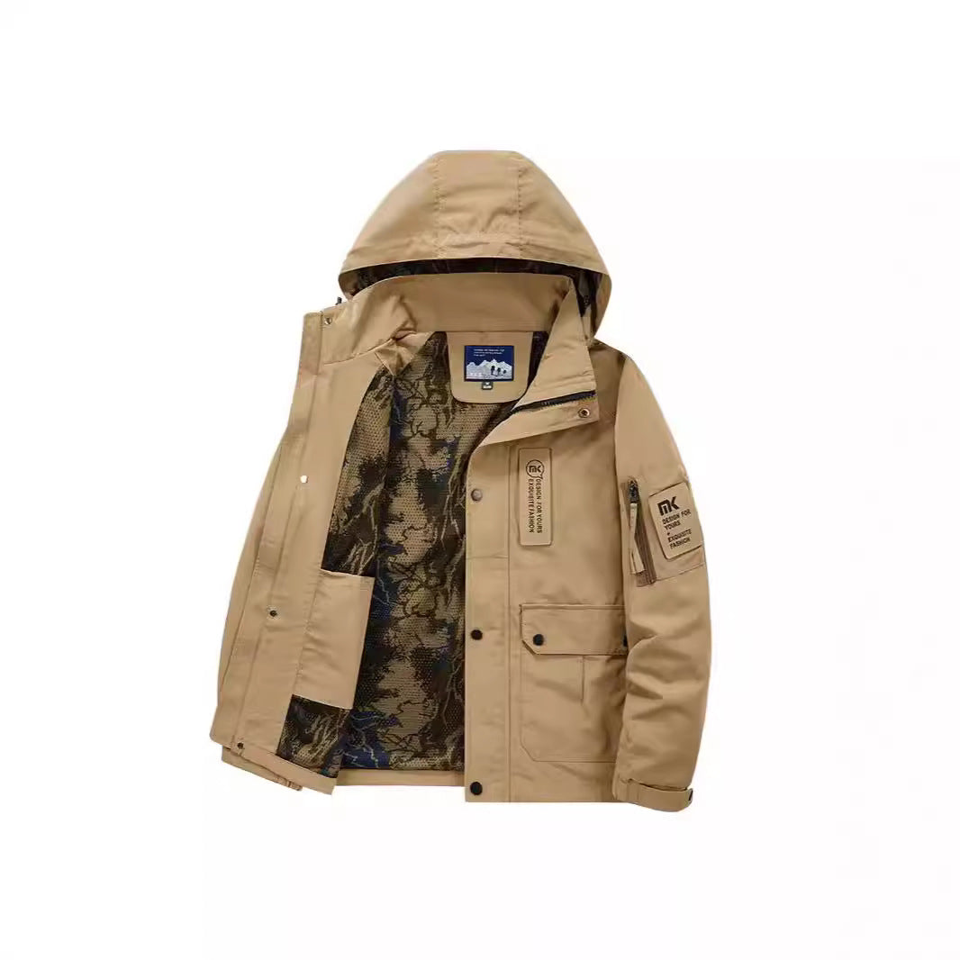 Men's hooded field jacket with camouflage mesh lining and water-repellent utility outer layer Chichicherry