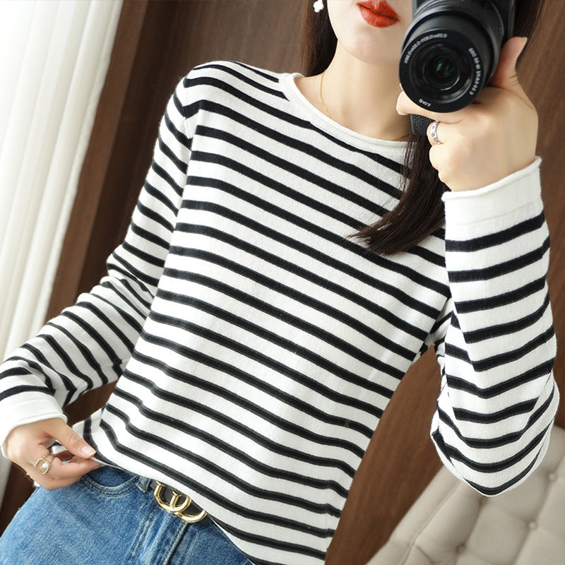 Women’s maritime inspired cotton fine knit pullover with stripes and slightly boxy silhouette Chichicherry