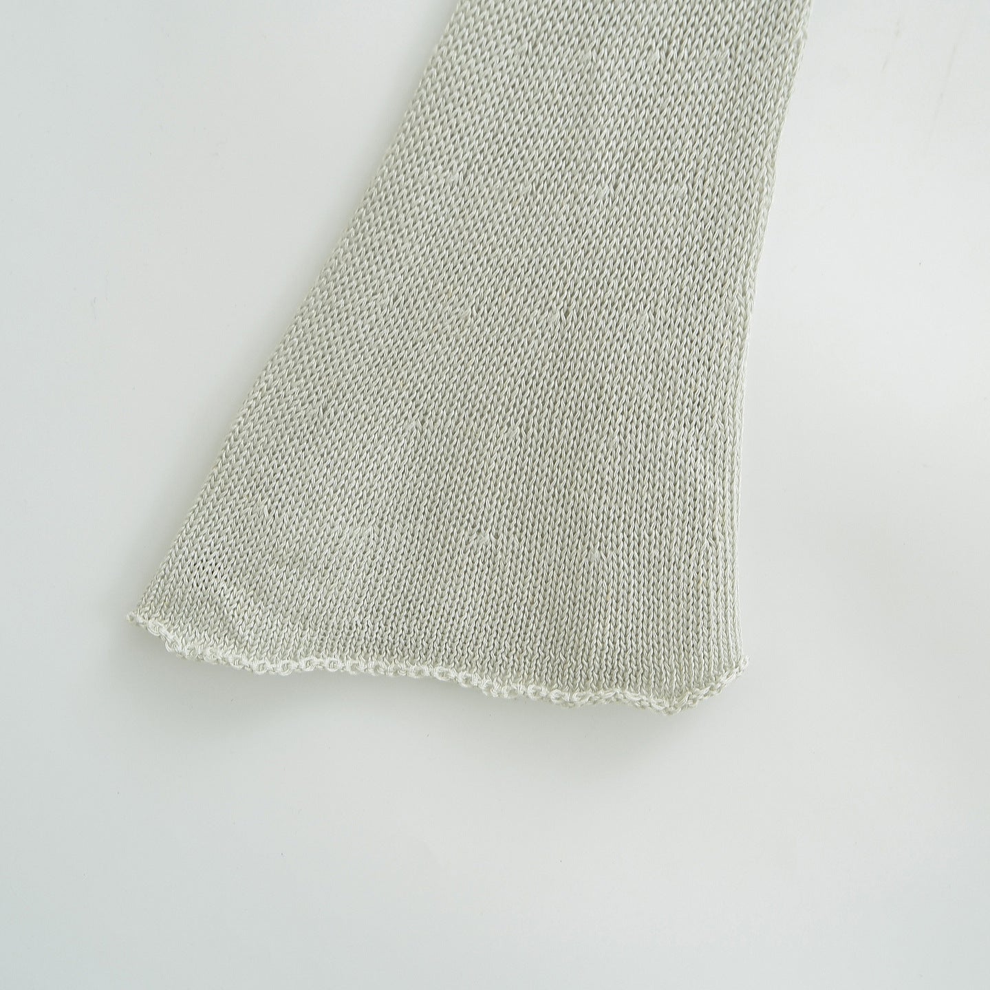 Women's Lightweight Fine Knit Long Sleeve with Flared Trumpet Sleeves Chichicherry