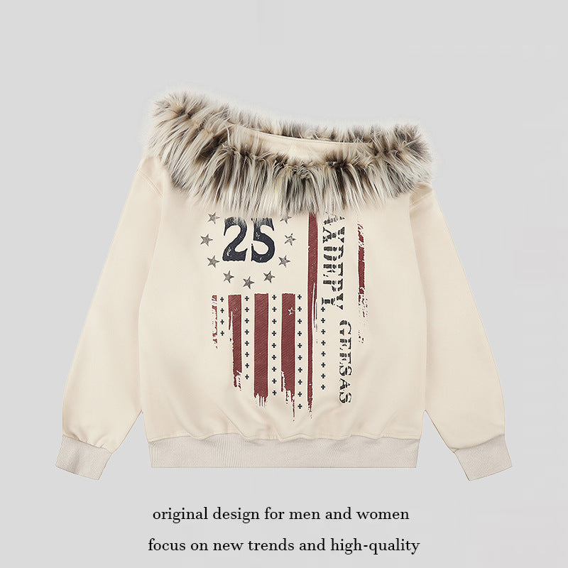 Women's hooded sweatshirt with removable faux fur collar and vintage print Chichicherry