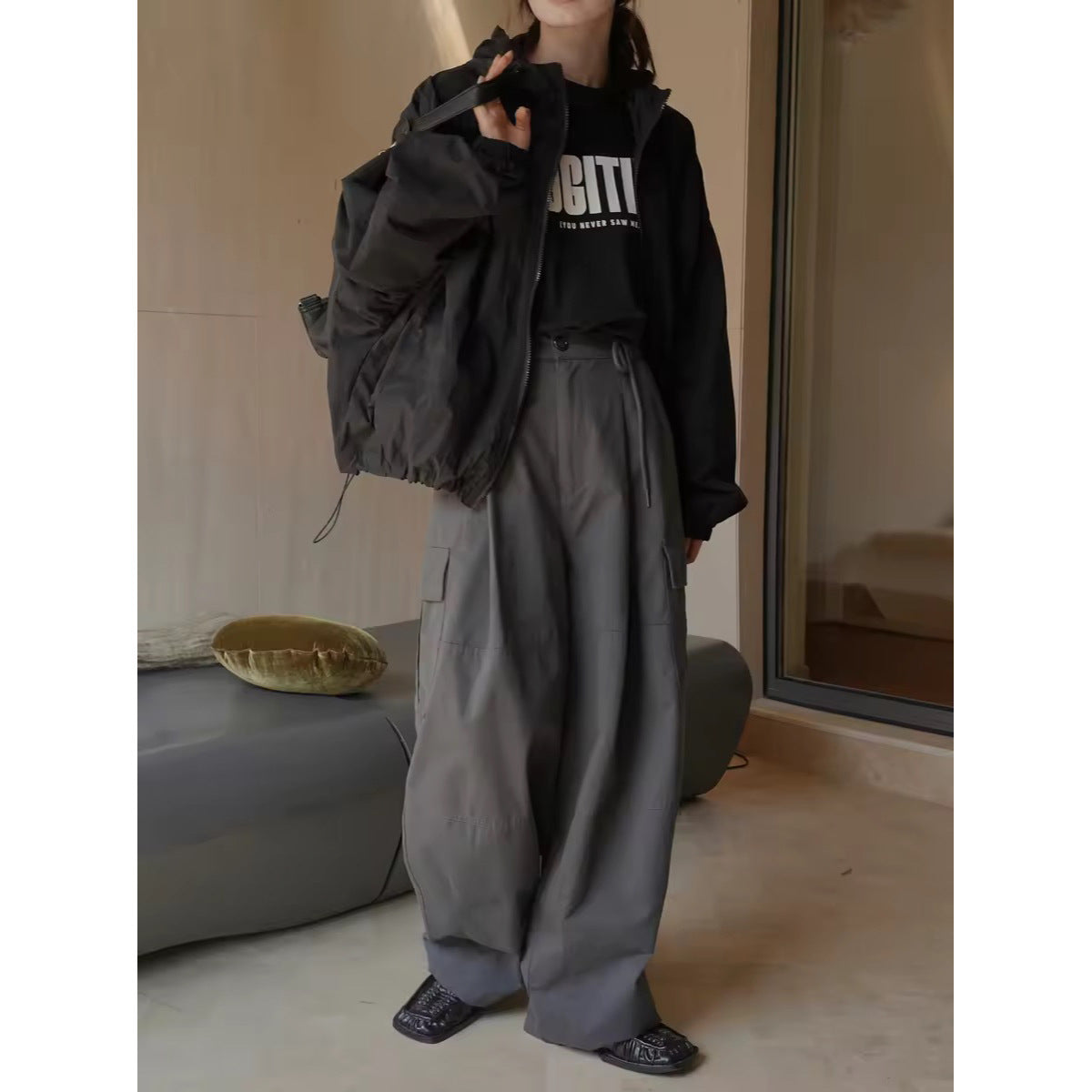 Women's Wide High-Waist Cargo Palazzo Pants with Drawstring Waistband and Patch Pockets Chichicherry