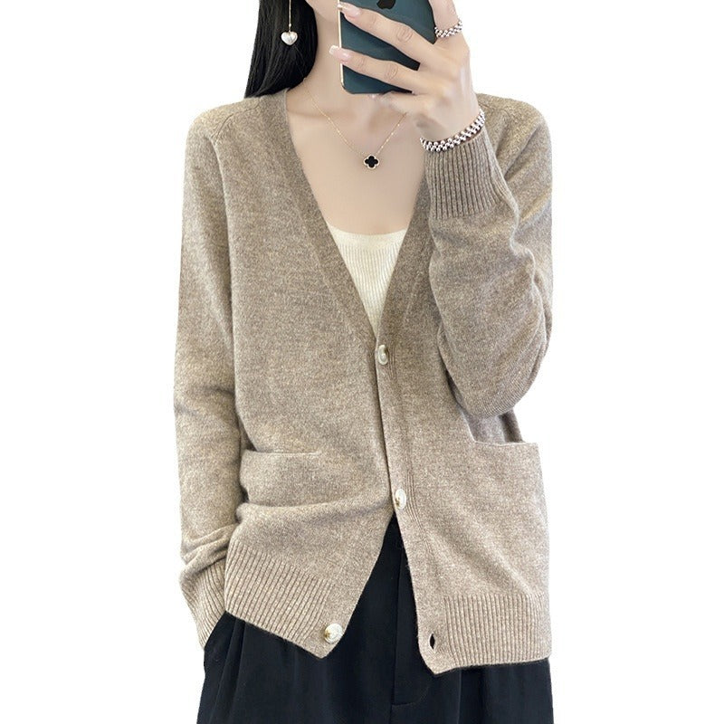 Women's Casual Fine Knit Cardigan with V-Neck, Patch Pockets and Wide Ribbed Hem Chichicherry