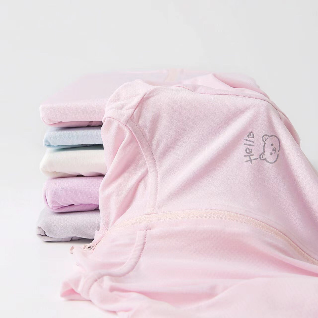 Unisex nan breathable children's UV protection jacket with A-line cut, hood and thumb holes Chichicherry