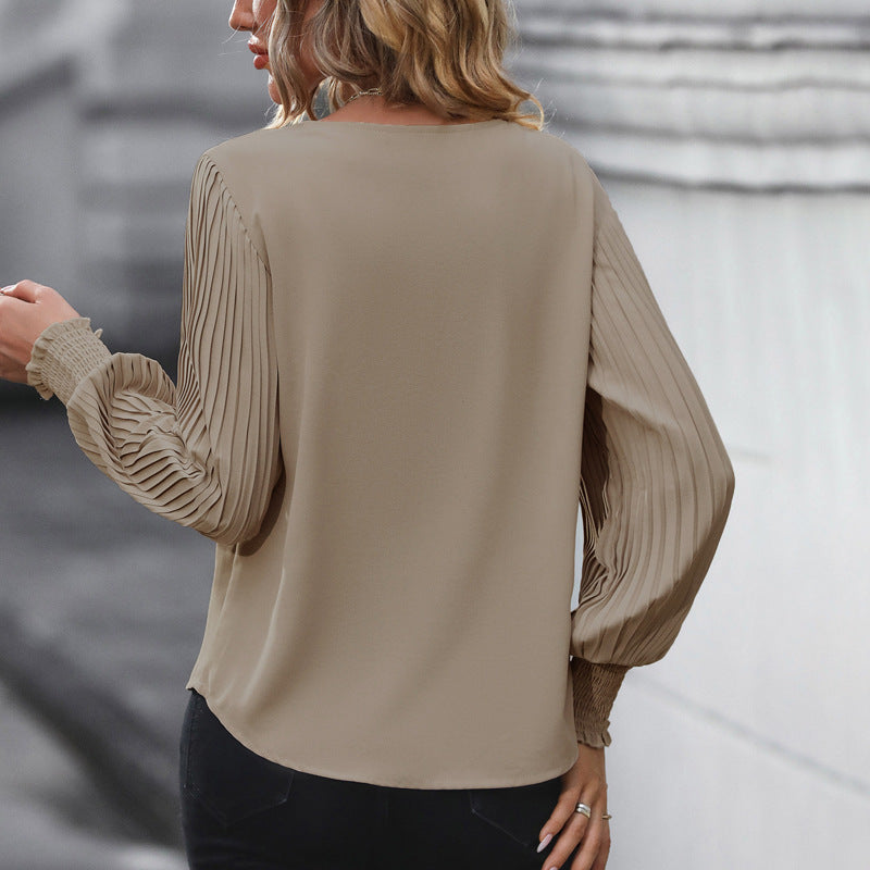 Women's V-neck blouse with pleated balloon sleeves and smocked cuffs Chichicherry