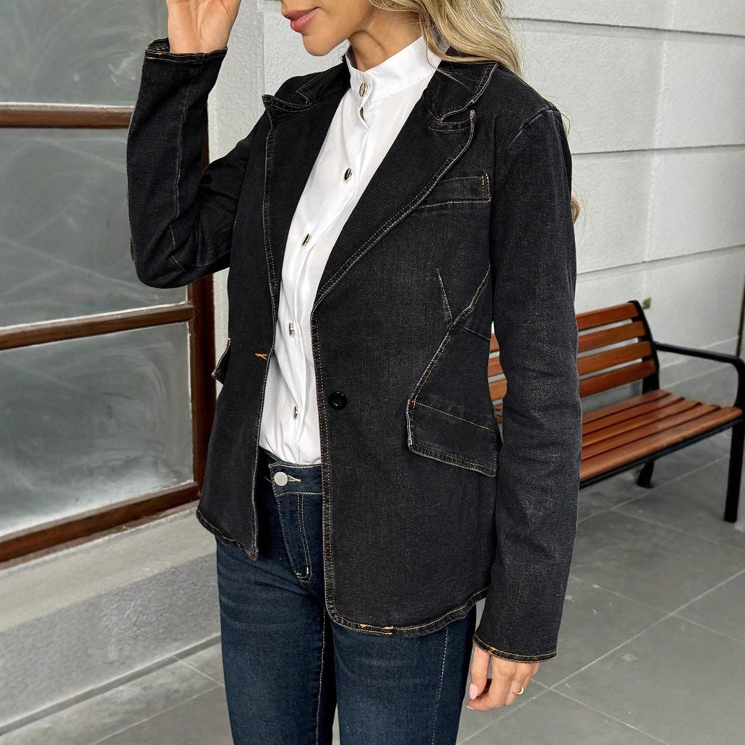 Women's tailored denim blazer with decorative seams and patch pockets Chichicherry
