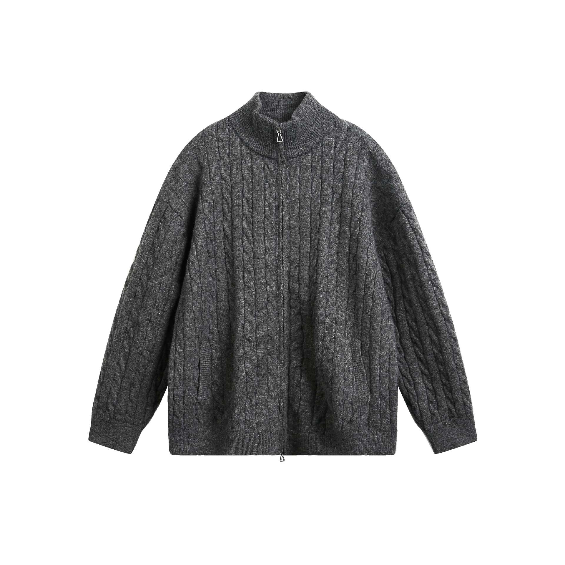 Unisex chunky knit pullover with cable pattern, high stand-up collar and two-way zipper Chichicherry