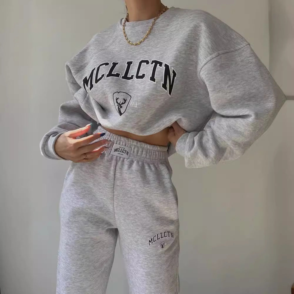 Damen Oversized College-Sweatshirt und High-Waist-Jogger-Set aus French-Terry Chichicherry