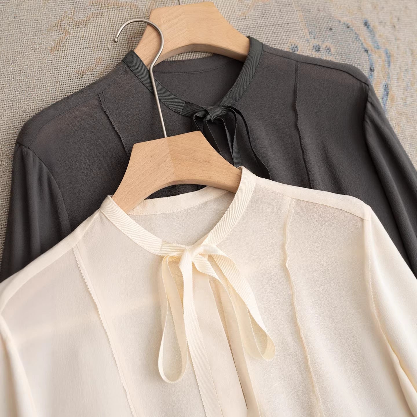 Ladies Noble Blouse with Bow Detail Chichicherry
