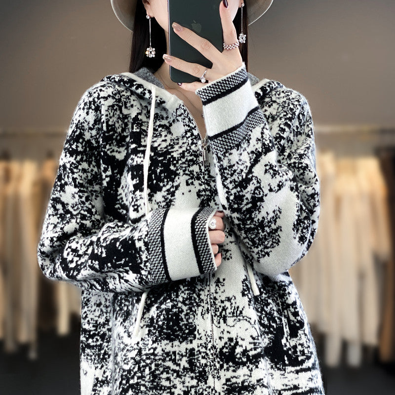 Women Oversize Jacquard Knit Jacket with Hood and Zipper Chichicherry