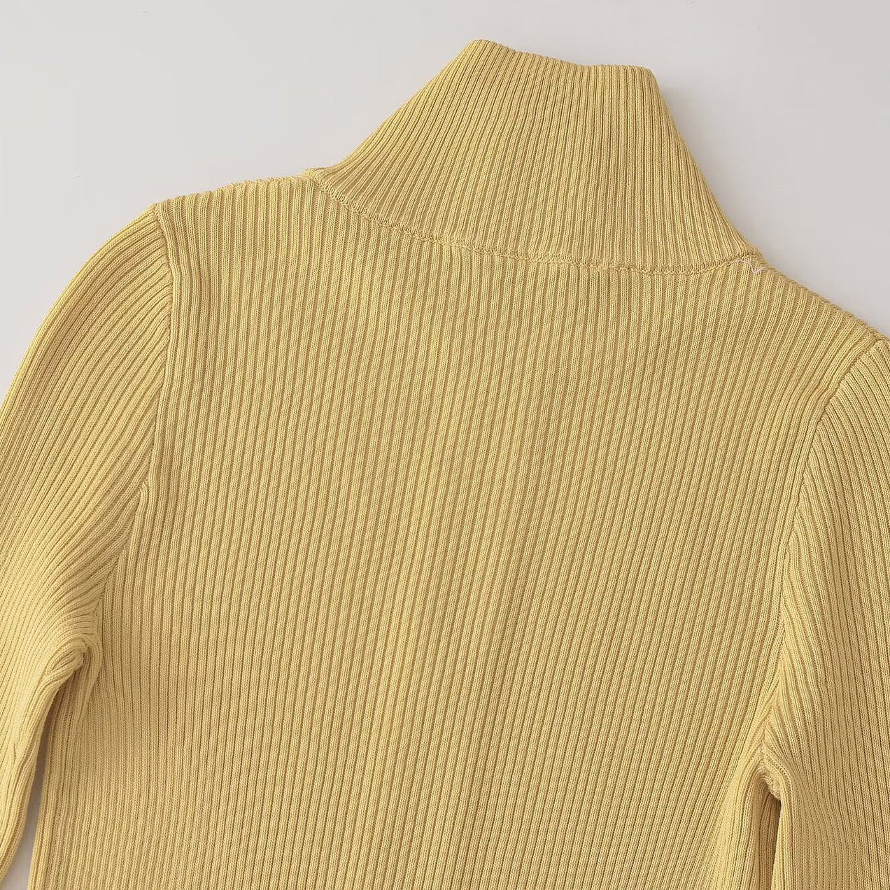 Women's Ribbed Fine Knit Cardigan with Full Zip and Stand-Up Collar Chichicherry
