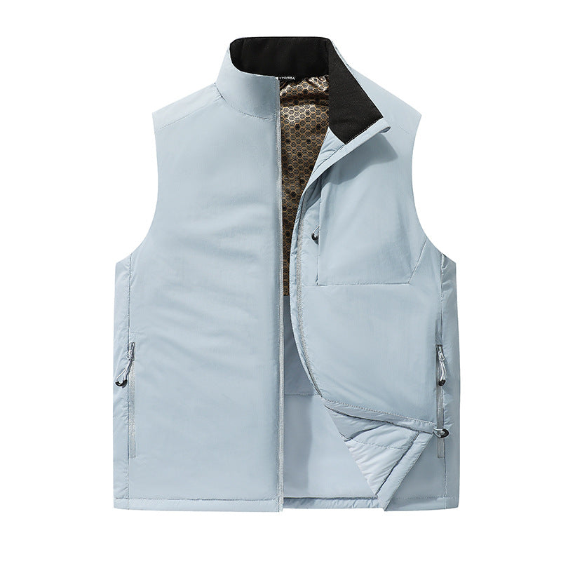 Men's Padded Outdoor Vest with Stand-Up Collar, Multifunctional Pockets and Lightweight Thermal Lining Chichicherry