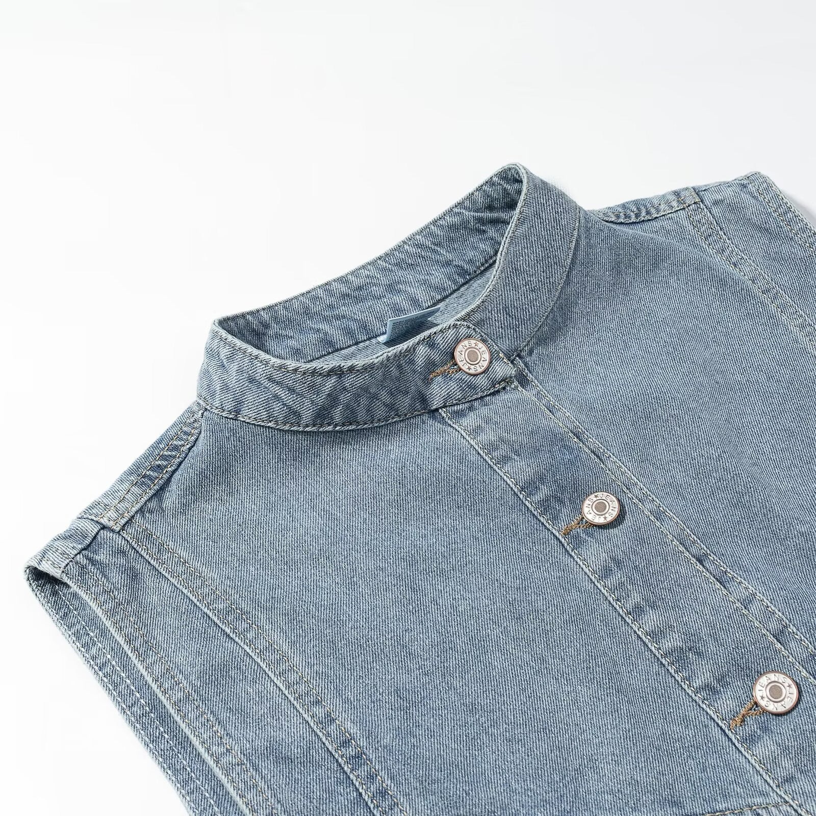 Women's jeans vest with stand-up collar, full-length button placket, and patch pockets Chichicherry