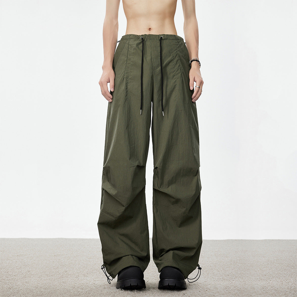 Men's Loose Utility Cargo Pants with Drawstring Waist Knee Panels and Adjustable Hem Chichicherry