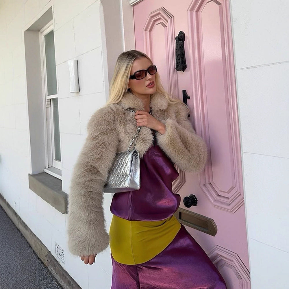 Women Short Cut Luxurious Faux Fur Jacket with Voluminous Sleeves and Lapel Collar Chichicherry