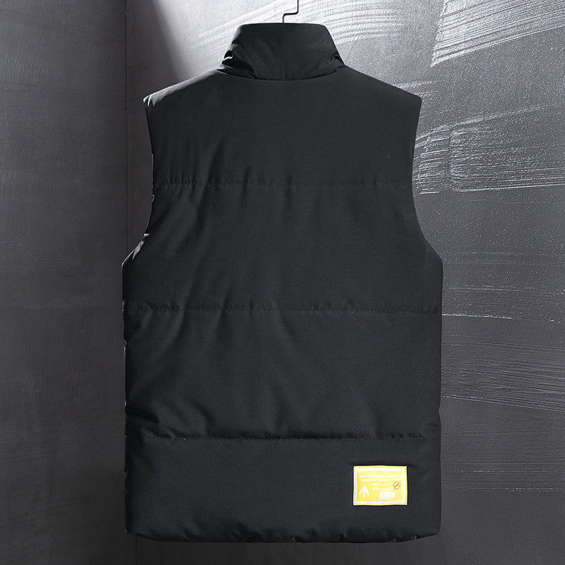 Men's Insulated Outdoor Vest with High Standing Collar, Multifunctional Pockets and Distinctive Webbing Chichicherry