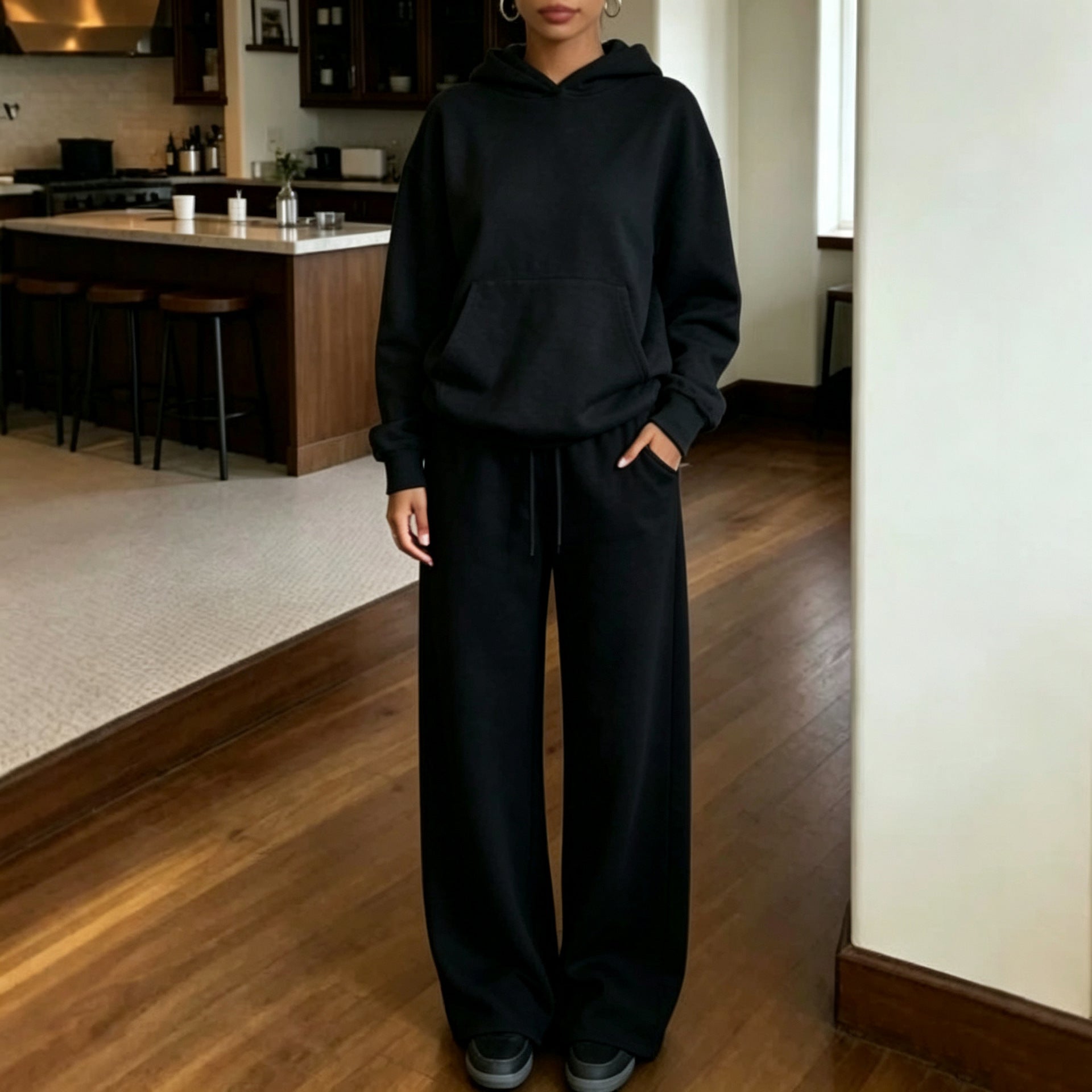 Women's Oversized Hoodie and Loose Jogging Pants Set made of Organic Fleece Chichicherry