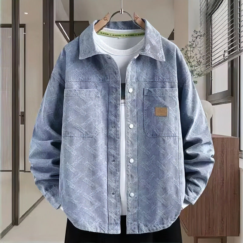 Herren Jeans-Overshirt mit dezenter Struktur-Jacquard, Druckknopf‑Brusttaschen und Hemdkragen Chichicherry