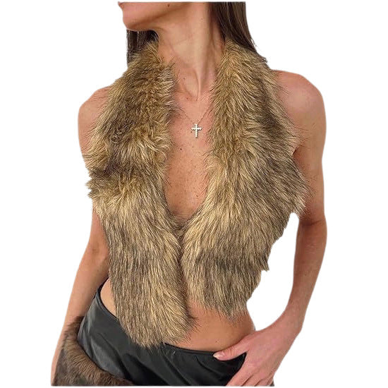 Women's multi-piece luxurious faux fur set with vest, hat, mini skirt, bag and cuffs Chichicherry
