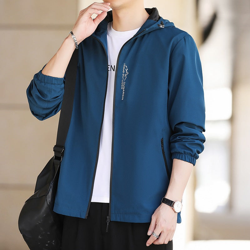 Men's lightweight water-repellent hooded jacket in urban minimal style with zipper Chichicherry