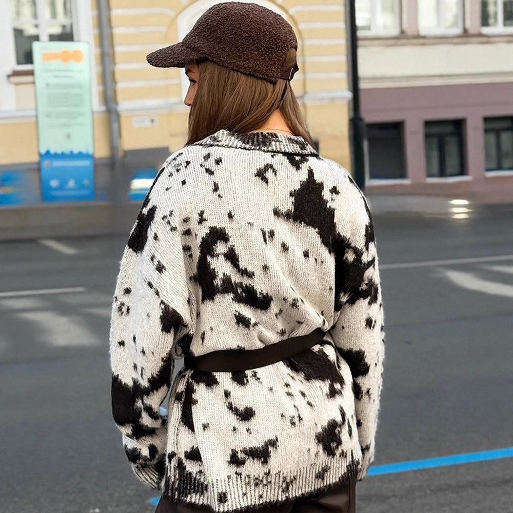 Women’s Oversized Knitted Cardigan with Tie-Dye Pattern, V-Neck and Button Placket Chichicherry