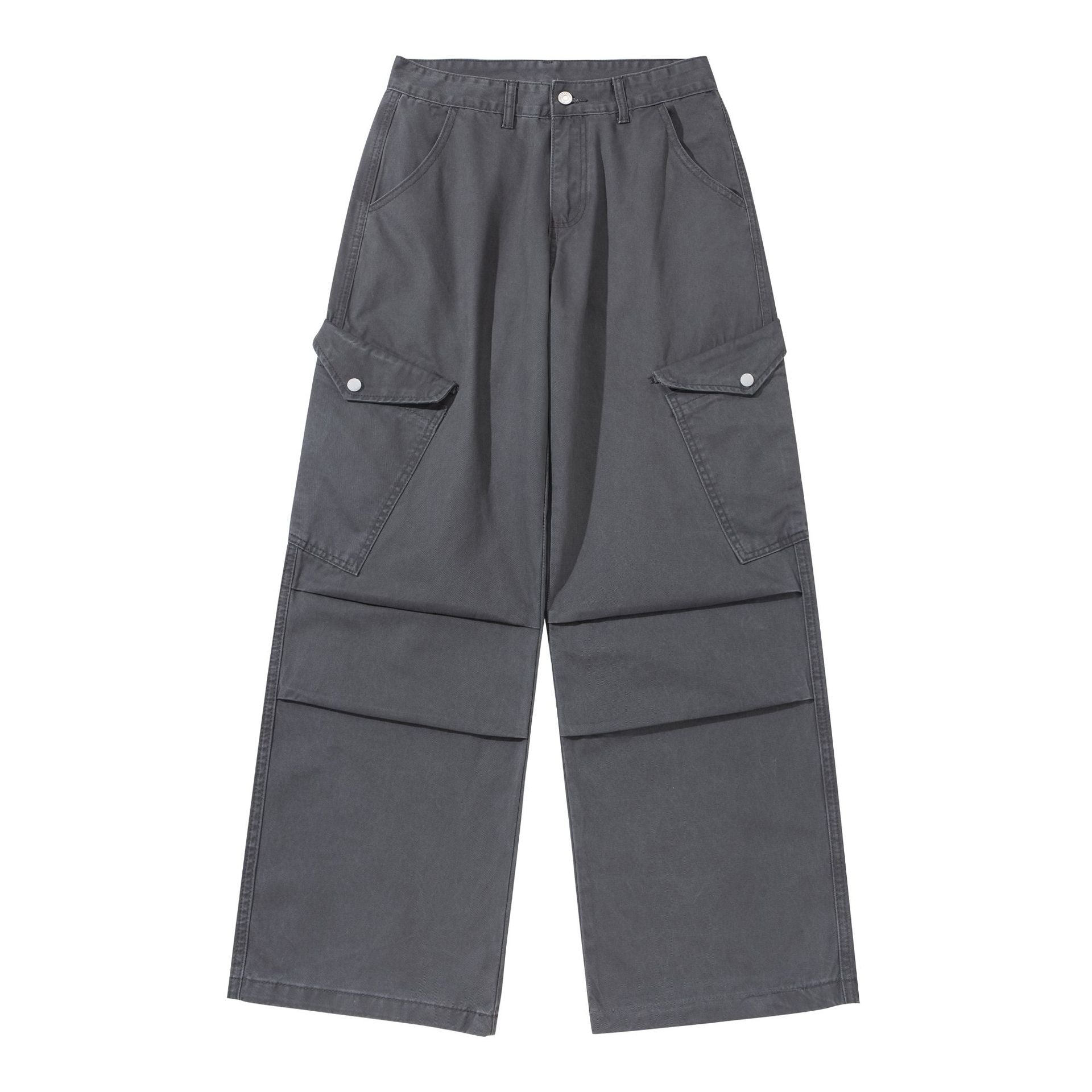 Women's wide cargo pants made of cotton twill with a high waist and patch flap pockets.
