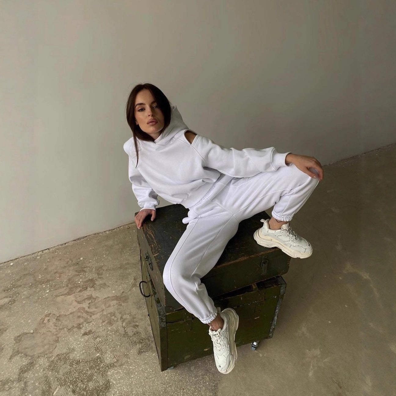 Damen Lässiges zweiteiliges Loungewear-Set mit Schulter-Cutouts und Stehkragen Chichicherry