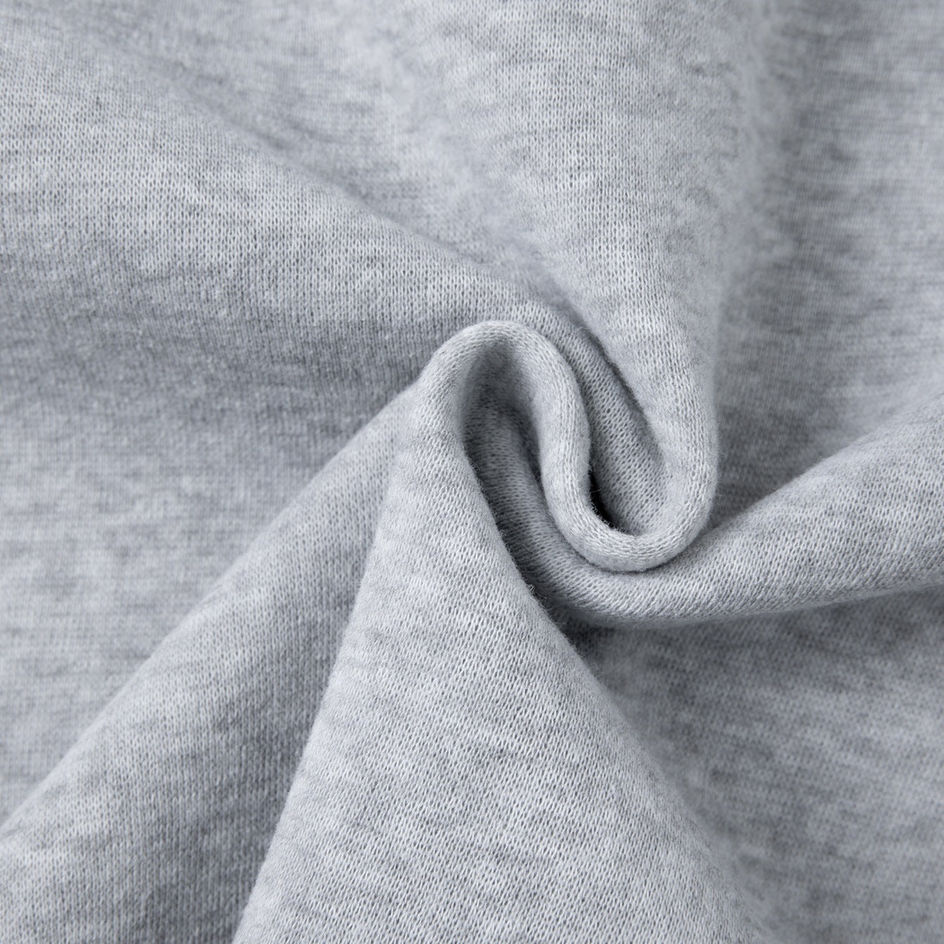 Men's sweatshirt with two-tone block design, crew neck & soft cotton blend Chichicherry
