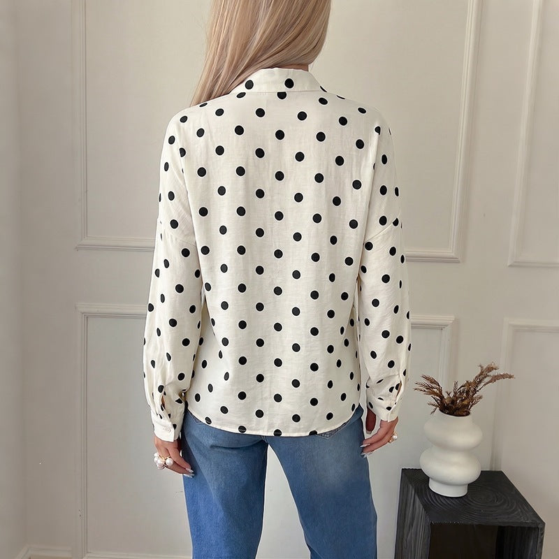 Ladies polka dot viscose blouse with stand-up collar and mother-of-pearl buttons Chichicherry