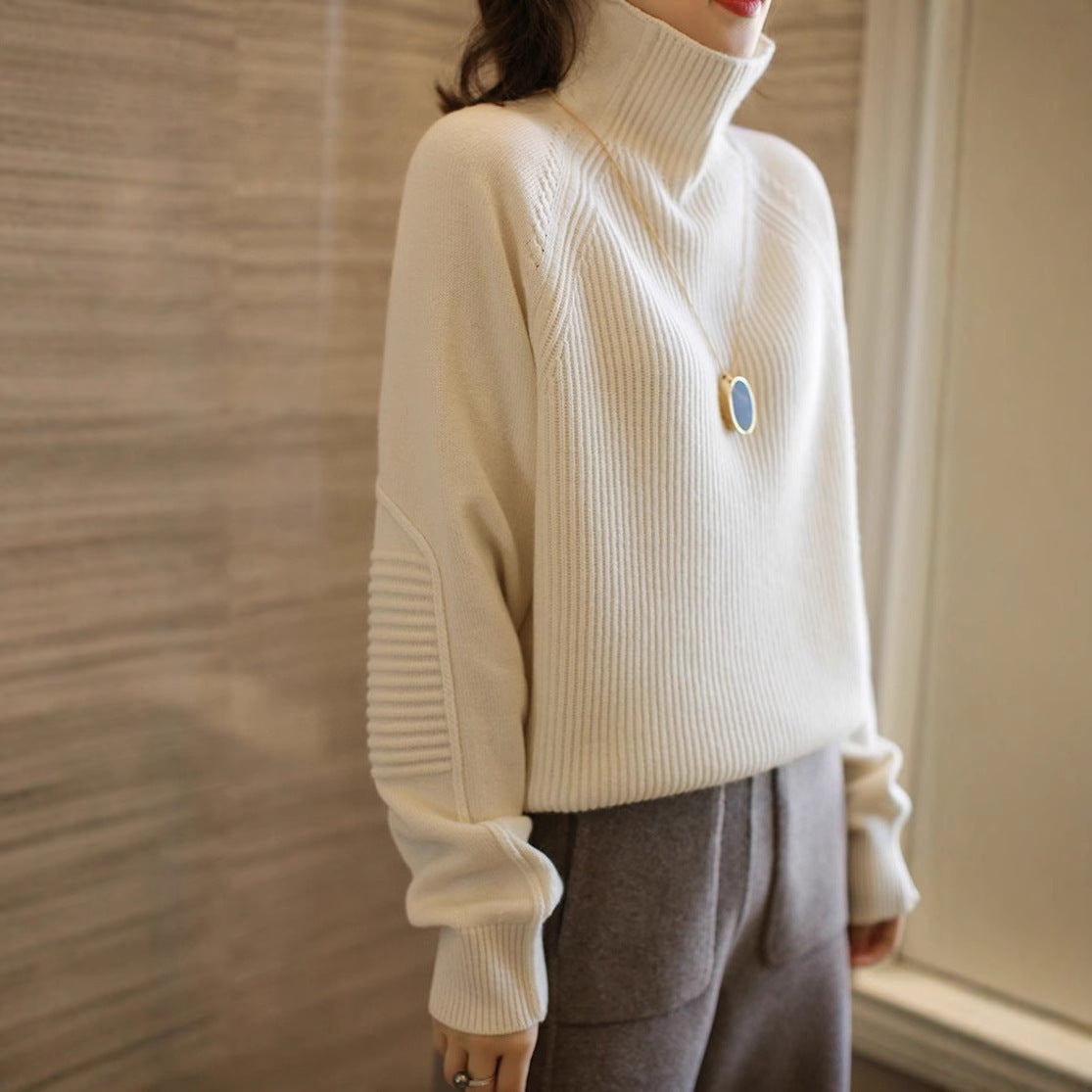 Women's turtleneck sweater made of fine ribbed knit with raglan sleeves and relaxed silhouette Chichicherry