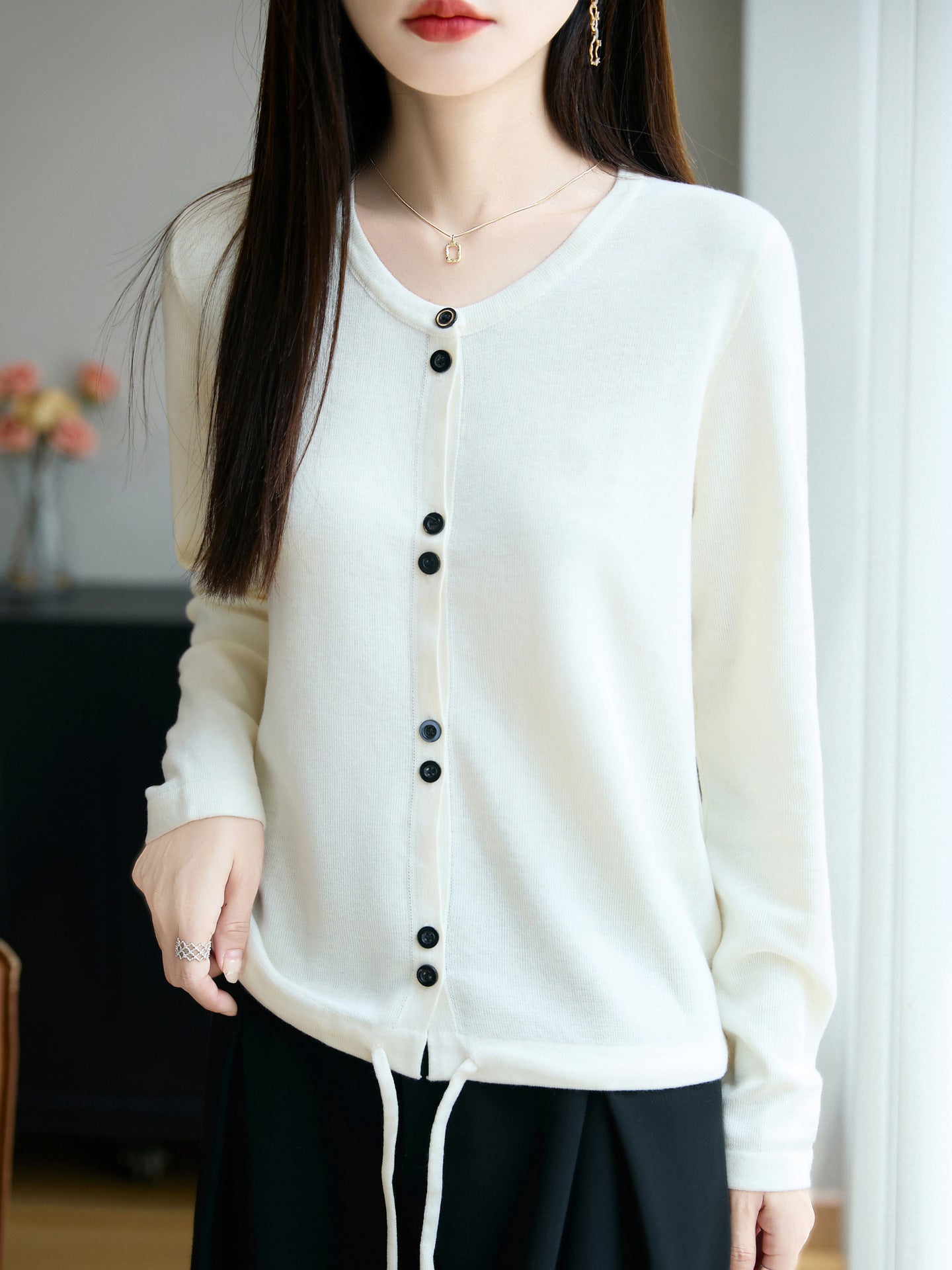 Women Lightweight Fine Knit Button Placket Cardigan with Round Neck Chichicherry