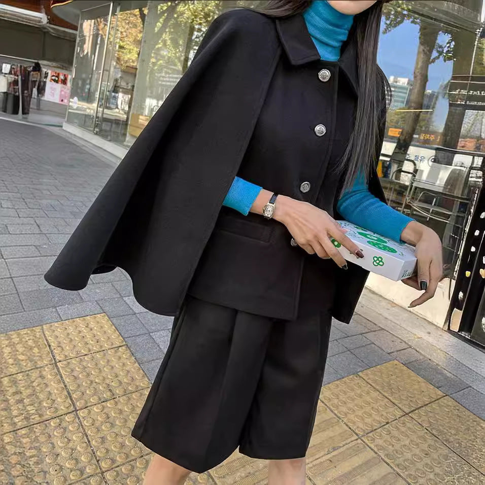 Women's Short Wool Blend Cape Coat with Shirt Collar and Patch Pockets Chichicherry