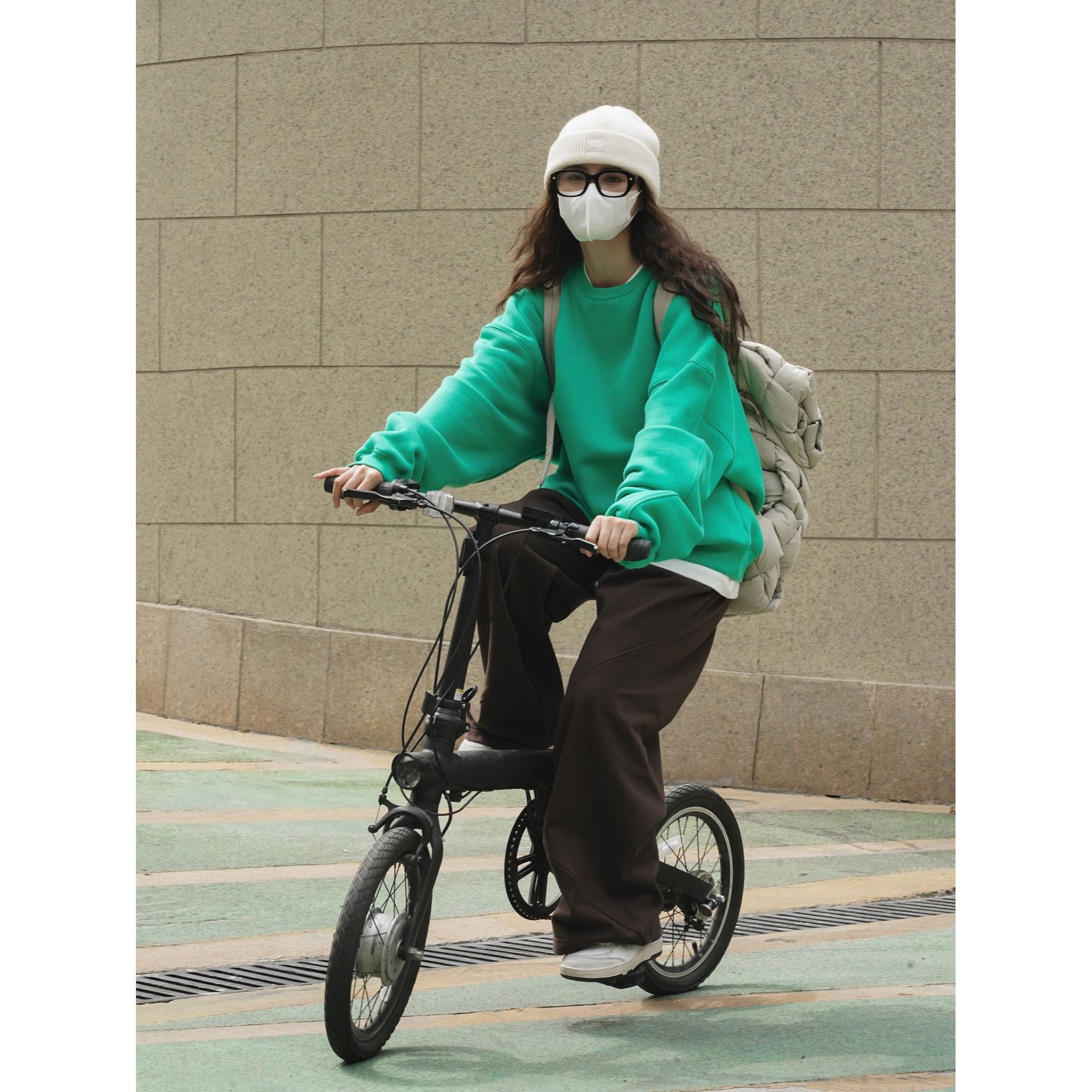 Women's Oversized Sweatshirt with Crew Neck and Relaxed Fit Chichicherry