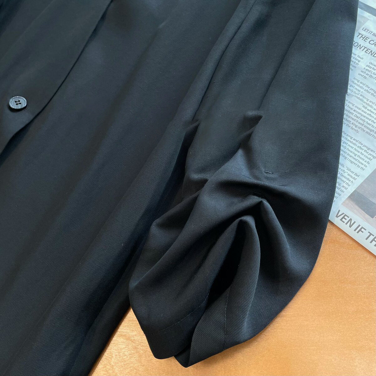 Women Elegant Blouse with Radiant Button Detail Chichicherry