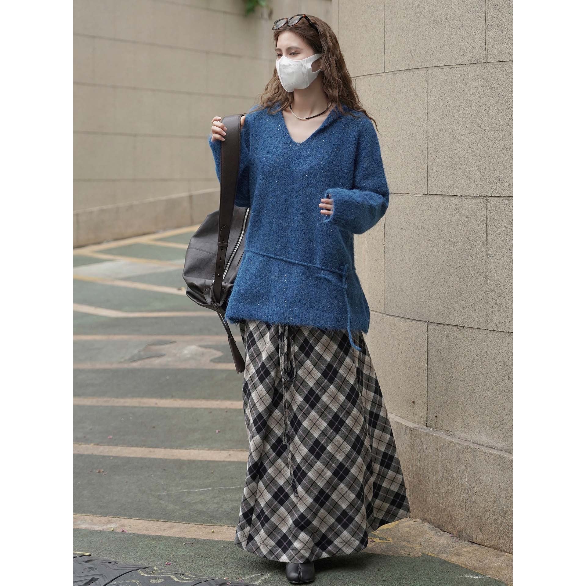 Women Soft Mohair-Effect V-Neck Sweater with Drawstring Waistband Chichicherry