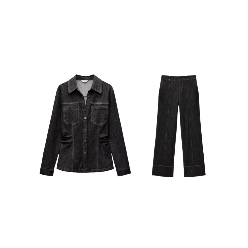 Women's high-waisted wide flare trousers in corduroy look with visible center seam and wide cuff Chichicherry