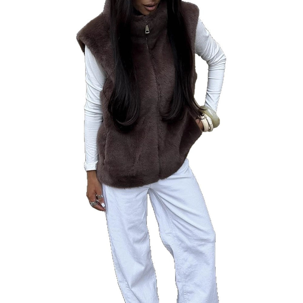 Women’s Sleeveless Faux Fur Vest with Stand-up Collar, Zipper, and Boxy Cropped Cut Chichicherry