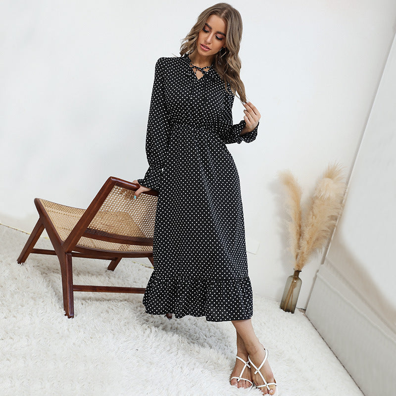 Women's maxi dress with polka dot print, gathered waist, bow collar and ruffled hem Chichicherry