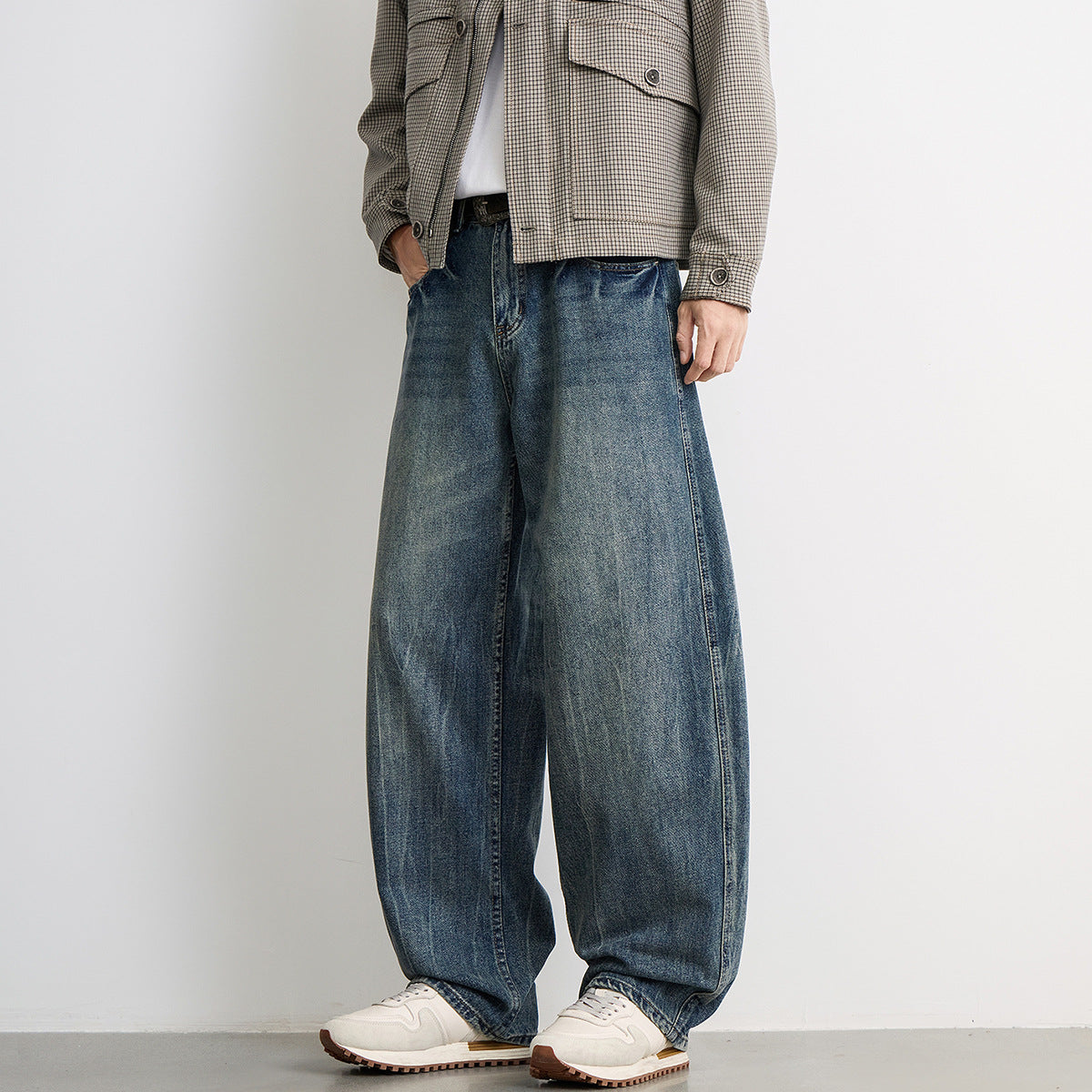 Men's wide balloon jeans with extra wide legs, low crotch, and authentic used wash Chichicherry