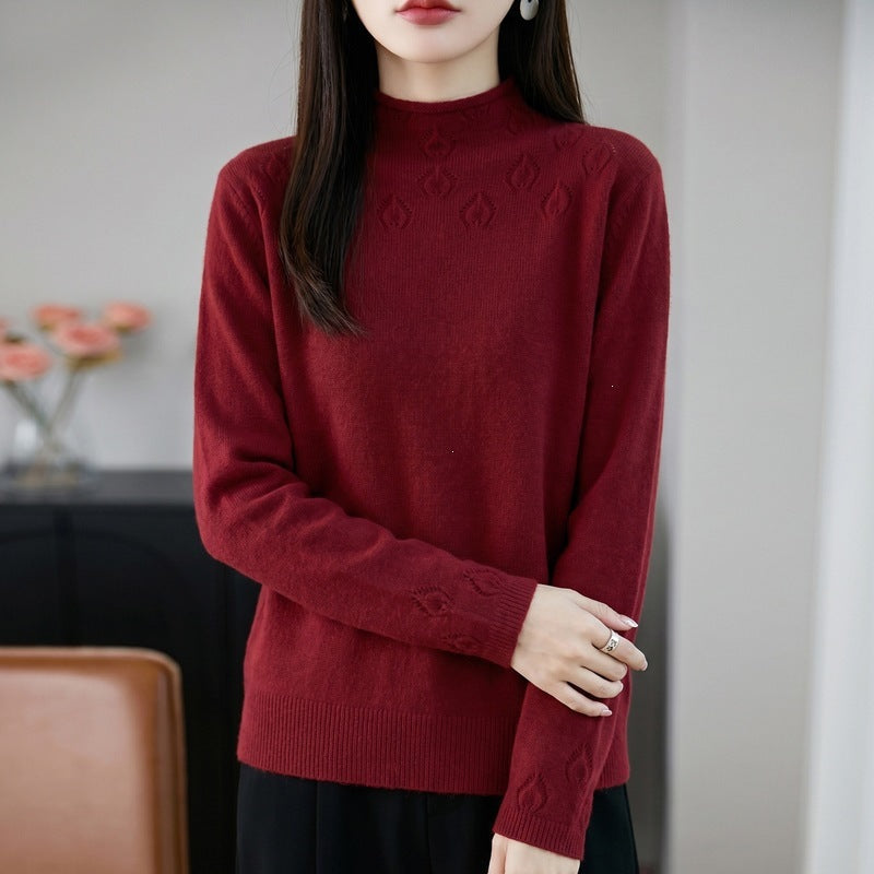Ladies short roll-neck pullover made of fine knit with lace yoke and ribbed hem Chichicherry